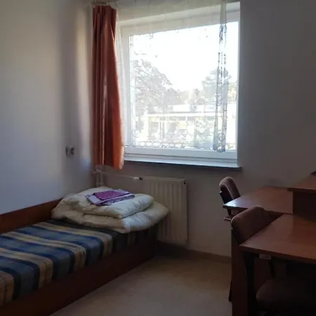 Dom Studencki Nr 11 Brzezno 格但斯克