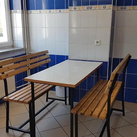 Dom Studencki Nr 11 Brzezno Vandrerhjem *