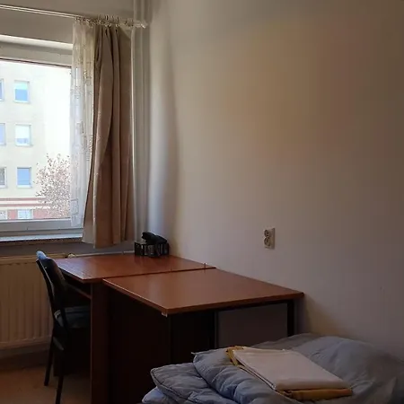 Dom Studencki Nr 11 Brzezno Хостел