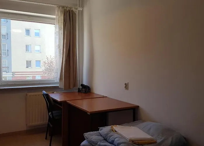 Dom Studencki Nr 11 Brzezno Хостел